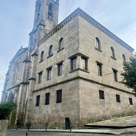 Parada Do Camino De Santiago Betanzos Exterior photo
